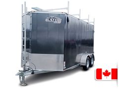 Devant d'une remorque fermée blanche galvanisée 7x14 Gator Elite à double essieux.