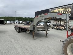 Used 2018 King Trail Gooseneck Flat Deck Trailer 101x25 (20+5) 20K